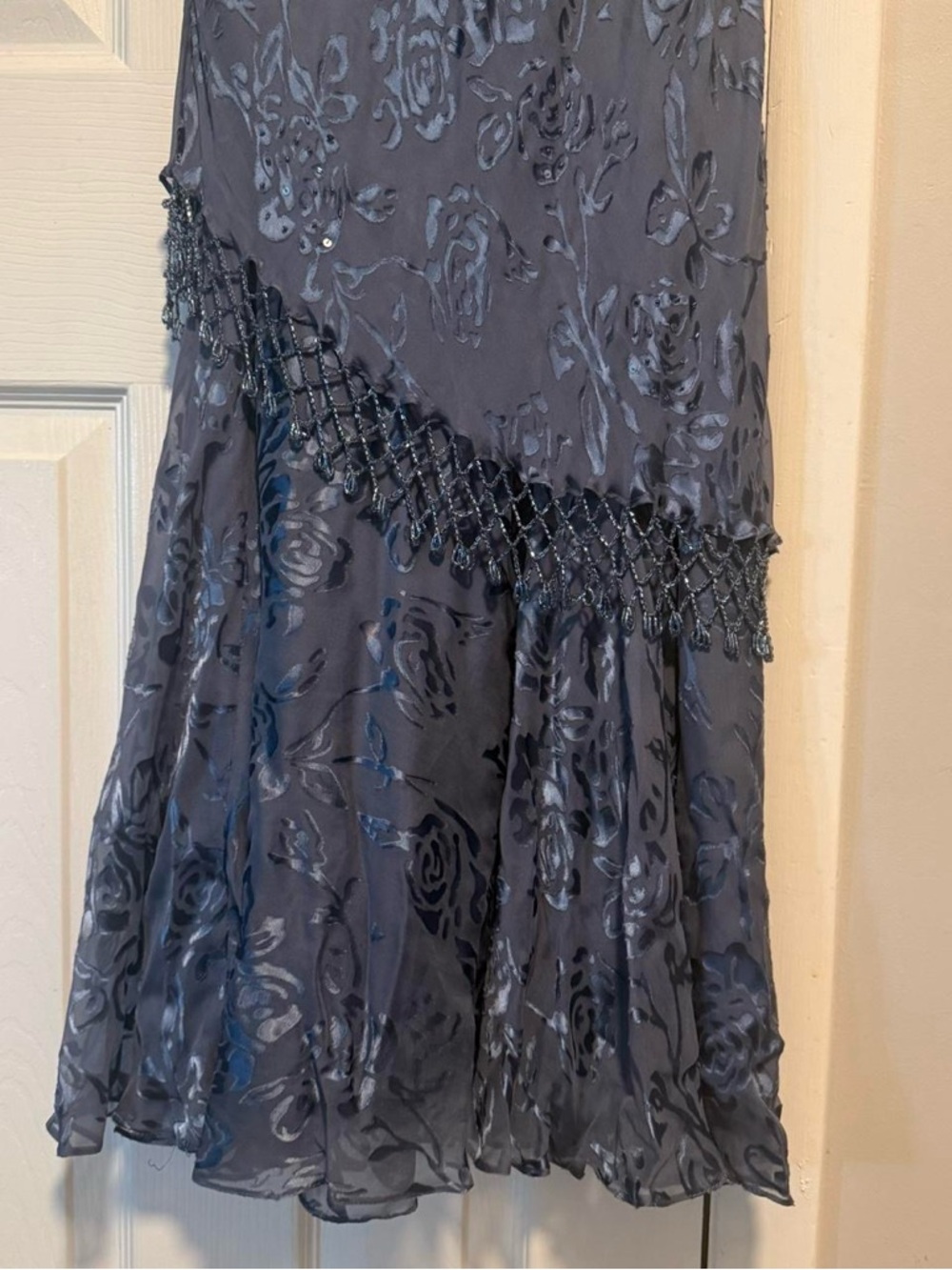 Alex Evenings Silk Blend Dress Size 8 Blue Formal Evening Gown Beaded - Picture 3 of 9